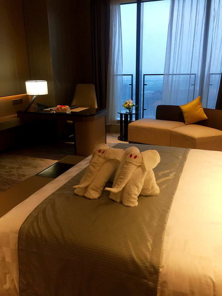Golden Eagle Summit Hotel Kunshan  Zewnętrze zdjęcie