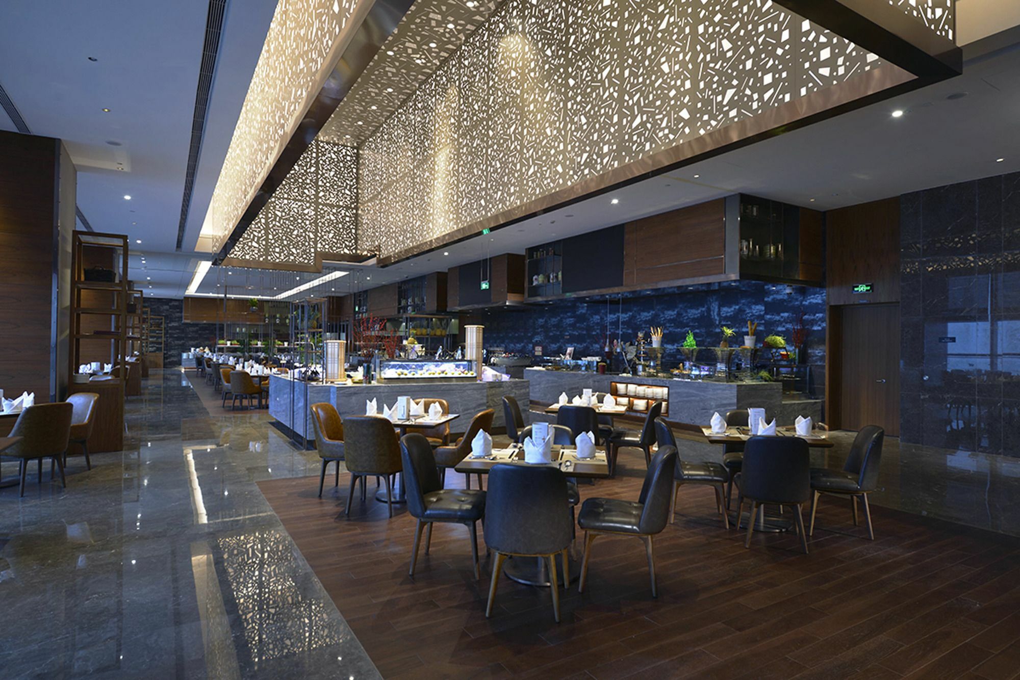 Golden Eagle Summit Hotel Kunshan  Zewnętrze zdjęcie